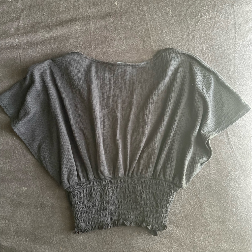 V neck top - Picture 3 of 4